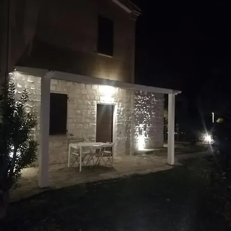 The Pellegrino Spot דירה